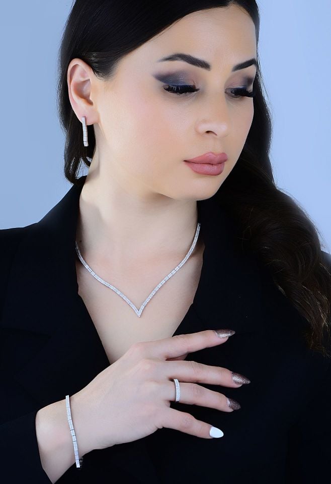 925 Ayar Gümüş 2 Sıra V Model Su Yolu Set