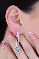 BARIŞ TAKI 925 Ayar Gümüş 3 Sıra Salkım Mekik Zümrüt Yeşili Taşlı Su Yolu Set