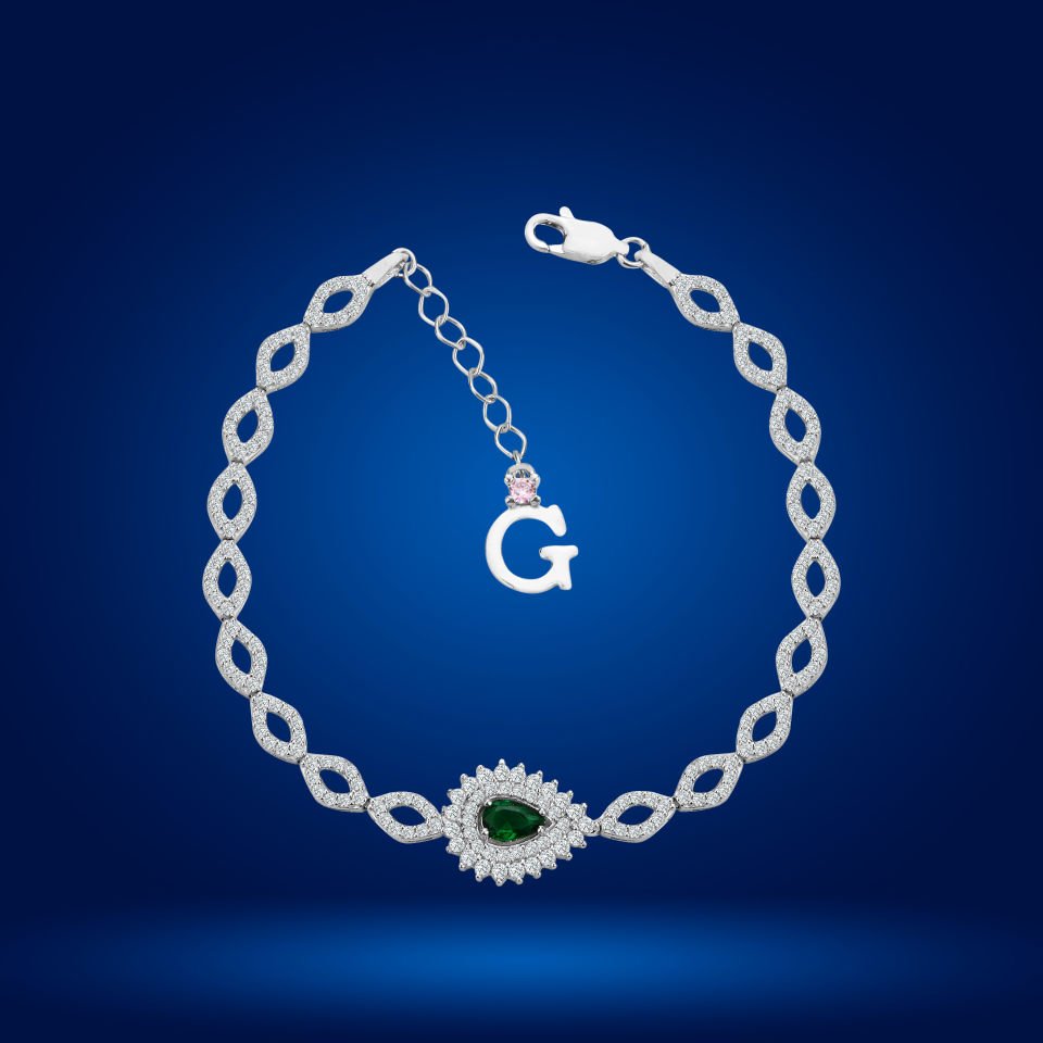 925 Ayar Gümüş Göz Şekilli Yeşil Damla Taşlı Zincir Harfli Su Yolu Bileklik G