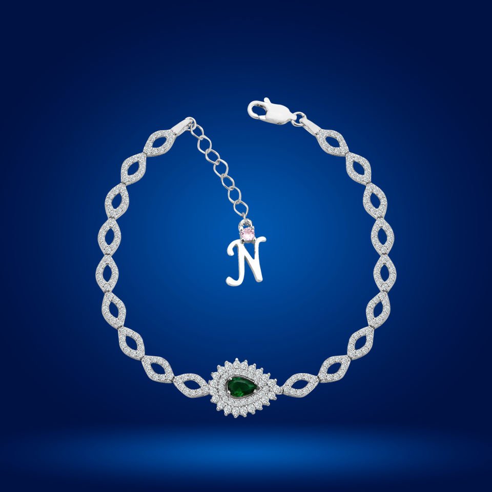 925 Ayar Gümüş Göz Şekilli Yeşil Damla Taşlı Zincir Harfli Su Yolu Bileklik N