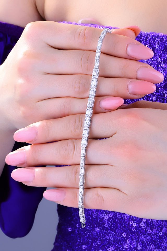 925 Ayar Gümüş Ful Baget Taşlı Zincir Harfli Su Yolu Bileklik