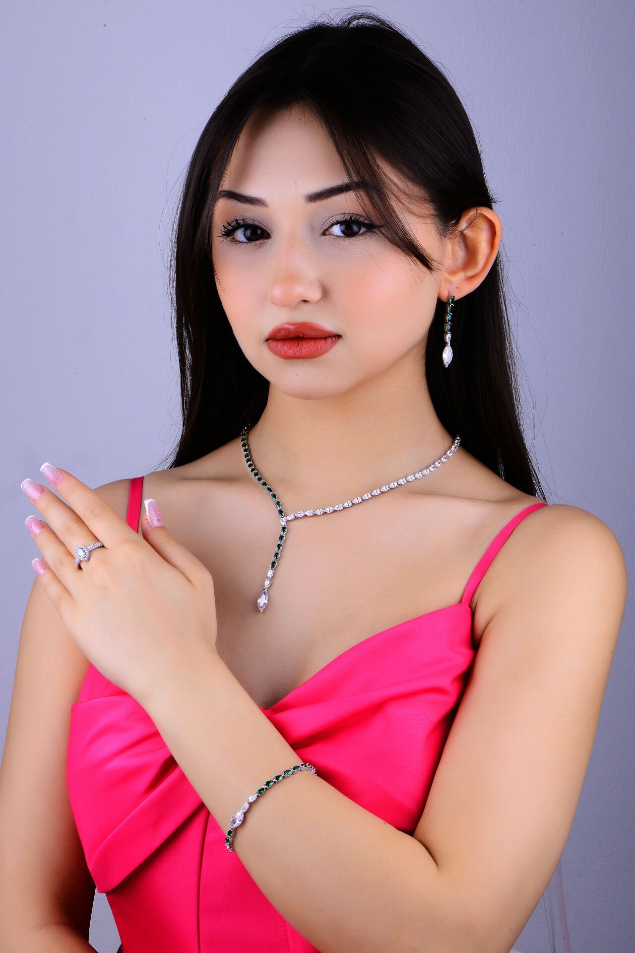 925 Ayar Gümüş Ful Yeşil Beyaz Damla Taşlı Salkım Su Yolu Set