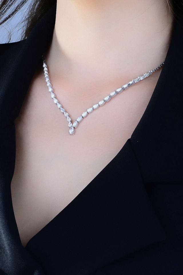 925 Ayar Gümüş V Damla Su Yolu Set