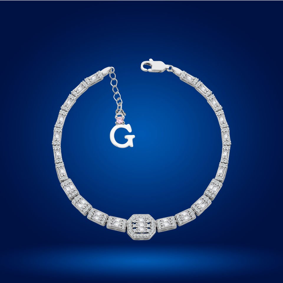 925 Ayar Gümüş Baget Ful Taşlı Zincir Harfli Su Yolu Bileklik Ğ