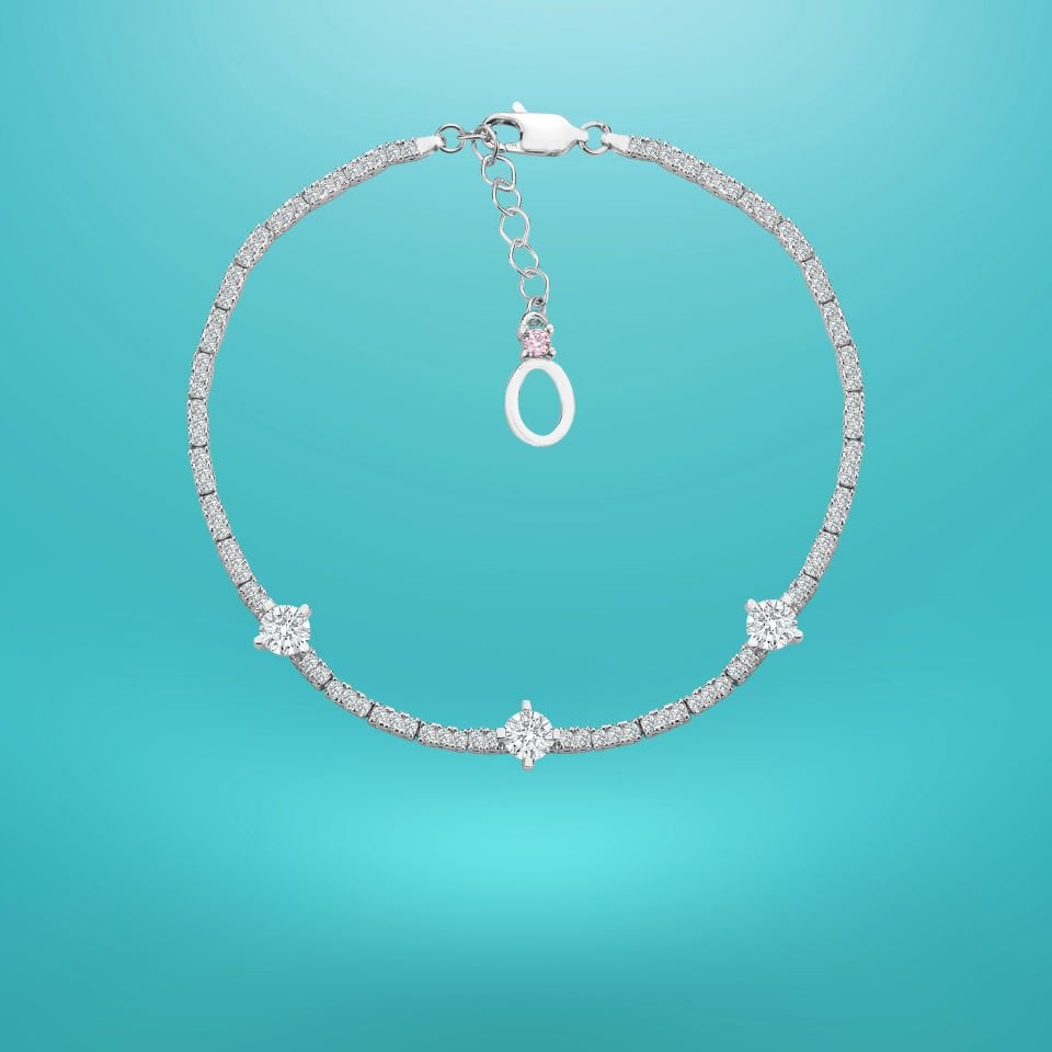 925 Ayar Gümüş Üç Taş Zarif Zincir Harfli Su Yolu Bileklik O