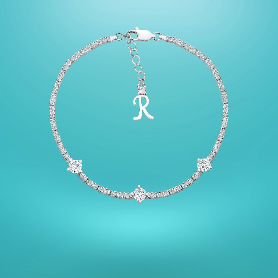 925 Ayar Gümüş Üç Taş Zarif Zincir Harfli Su Yolu Bileklik R