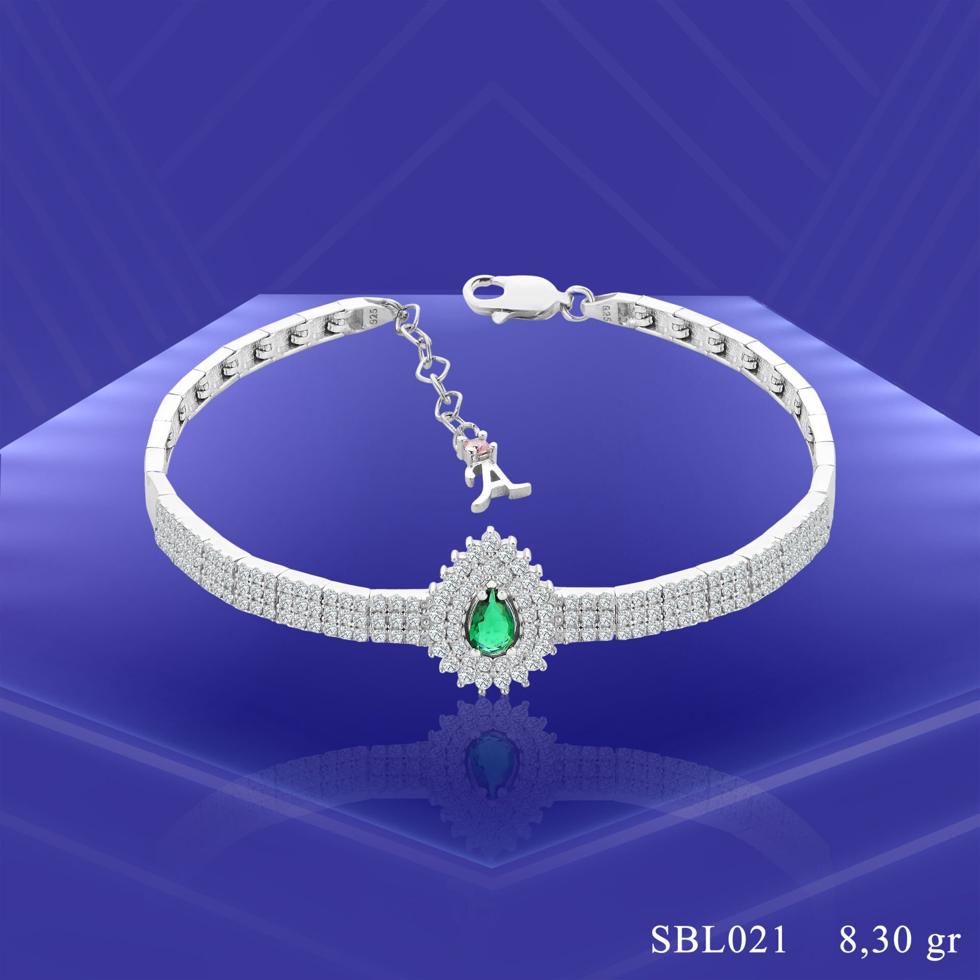 925 Ayar Gümüş 3 Sıra Hürrem Yeşil Damla Taşlı Harfli Su Yolu Bileklik