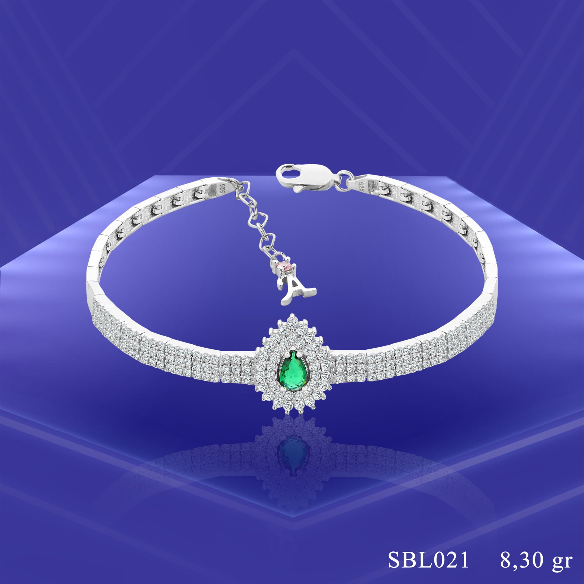 925 Ayar Gümüş 3 Sıra Hürrem Yeşil Damla Taşlı Harfli Su Yolu Bileklik