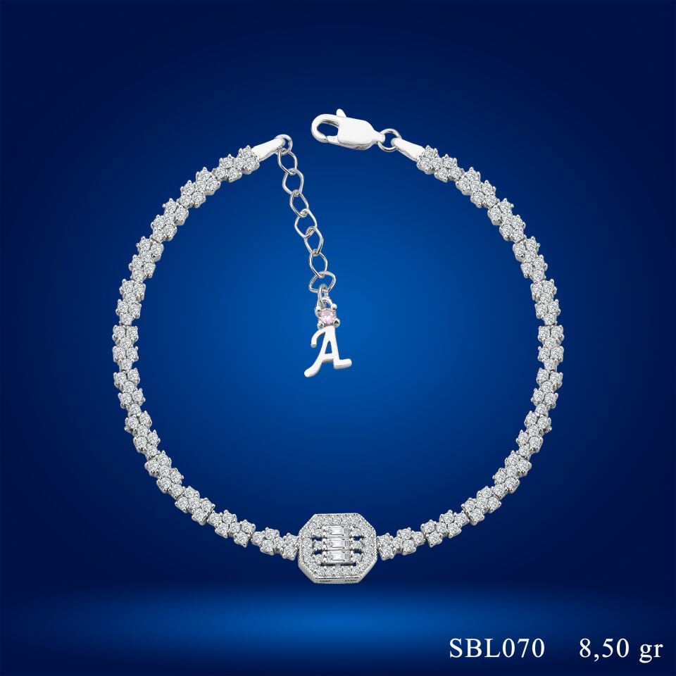 925 Ayar Gümüş  Pırlanta Montür Baget Harfli Su Yolu Bileklik