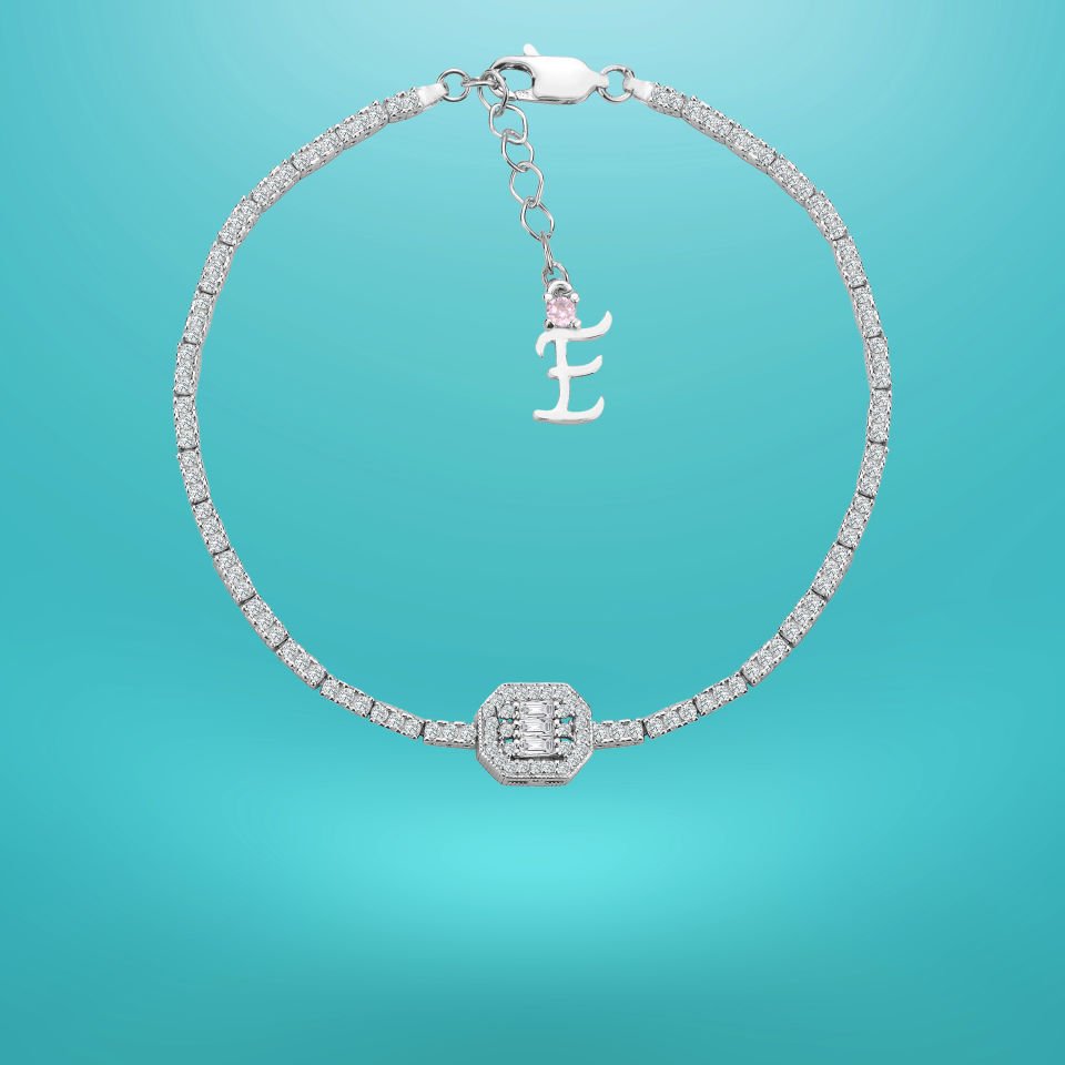 925 Ayar Gümüş Üç Taş Oval Bagetli Zincir Harfli Su Yolu Bileklik E