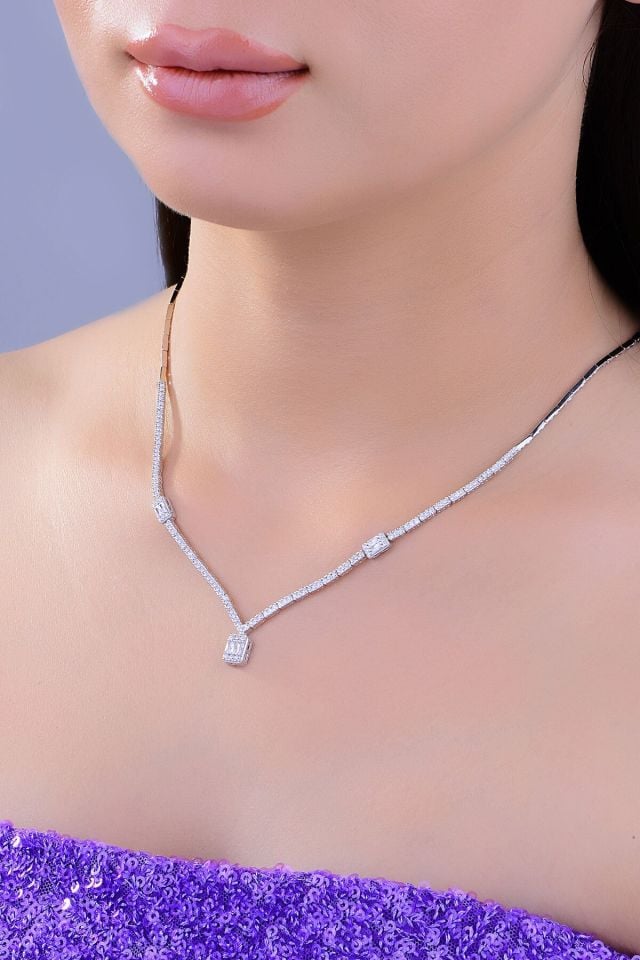 BARIŞ TAKI Kadın 925 Ayar Gümüş Üç Taş Baget Sıralı Su Yolu Set