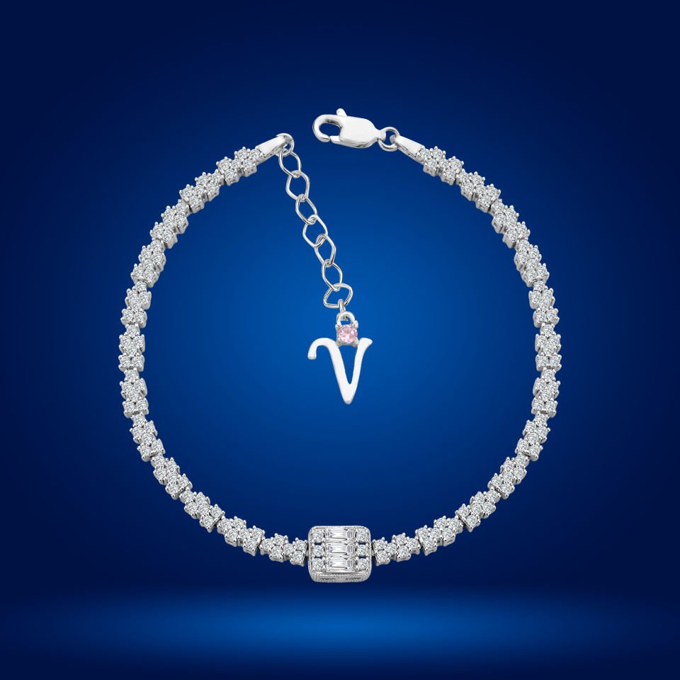 925 Ayar Gümüş Baget Model Zincir Harfli Su Yolu Bileklik V