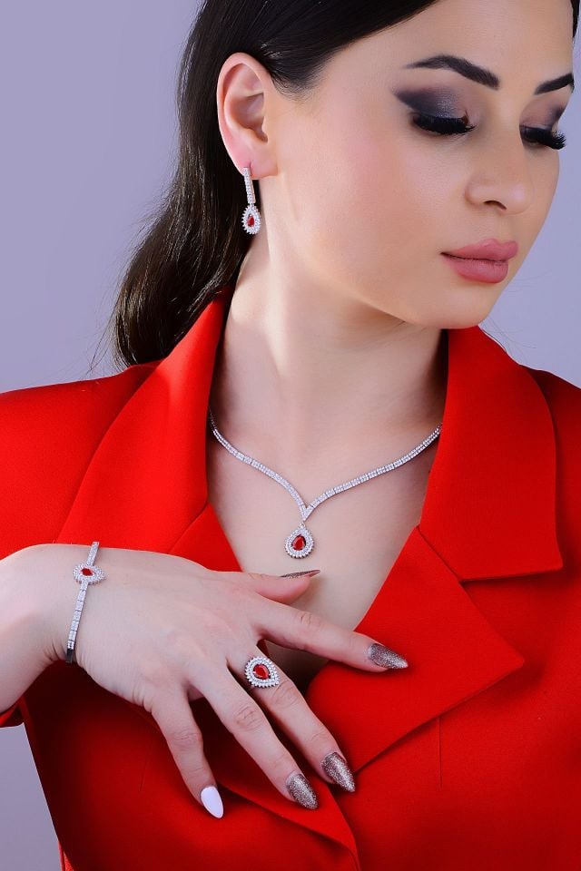 925 Ayar Gümüş 2 Sıra Kırmızı V Hürrem Model Su Yolu Set