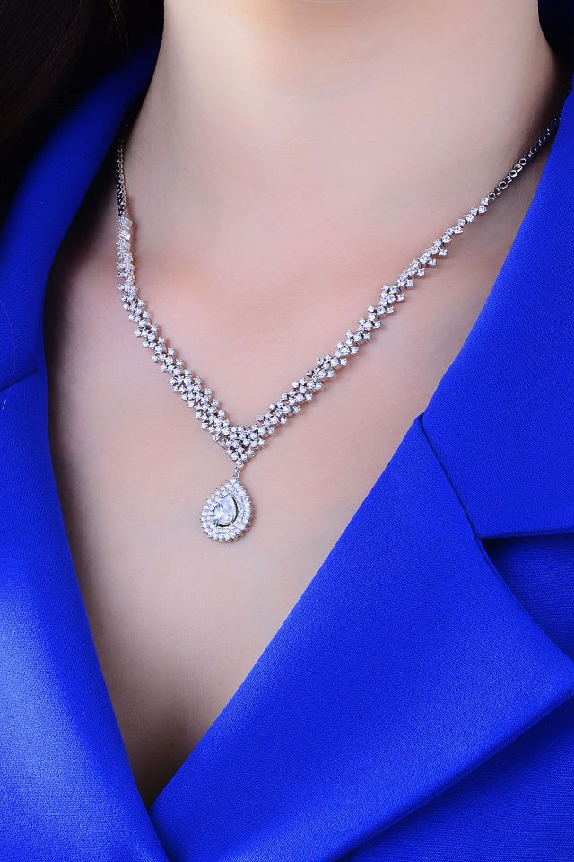 BARIŞ TAKI 925 Ayar Gümüş Hürrem Beyaz Pırlanta Su Yolu Düğün, Özel Gün Seti