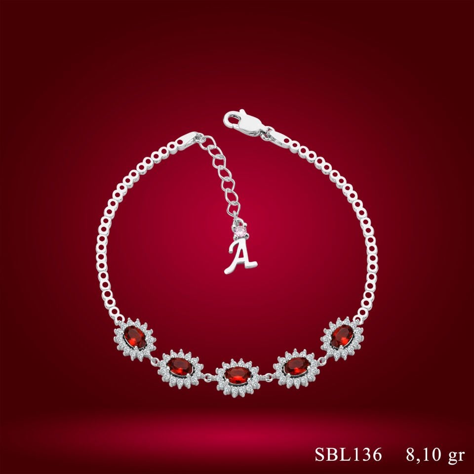 925 Ayar Gümüş Kırmızı Taşlı Çiçek Model Zincir Harfli Su Yolu Bileklik