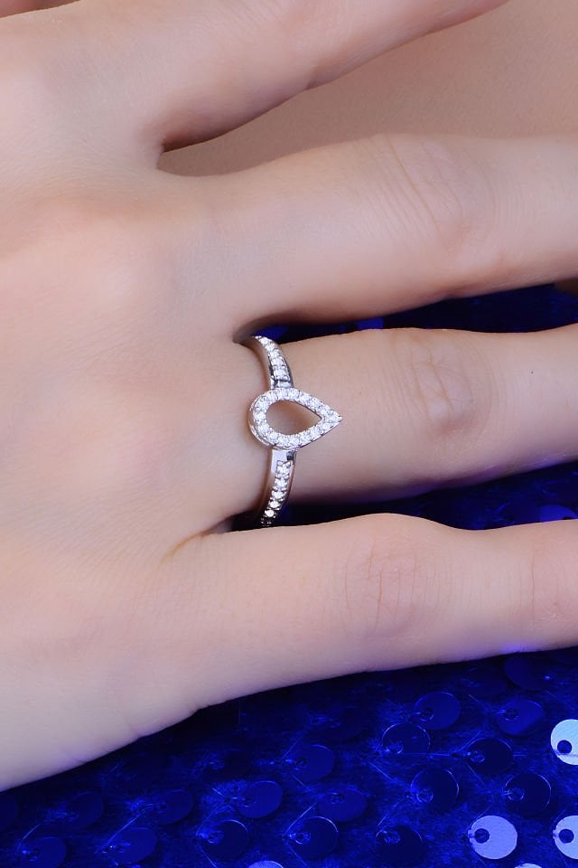 BARIŞ TAKI  925 Ayar Gümüş Damla Salkım Pırlanta Montür Su Yolu Set