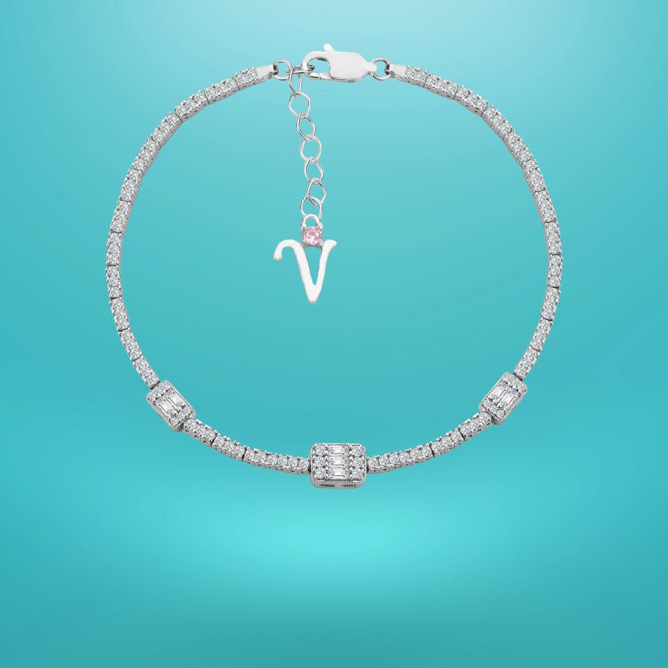 925 Ayar Gümüş Üçlü Baget Zincir Harfli Su Yolu Bileklik V