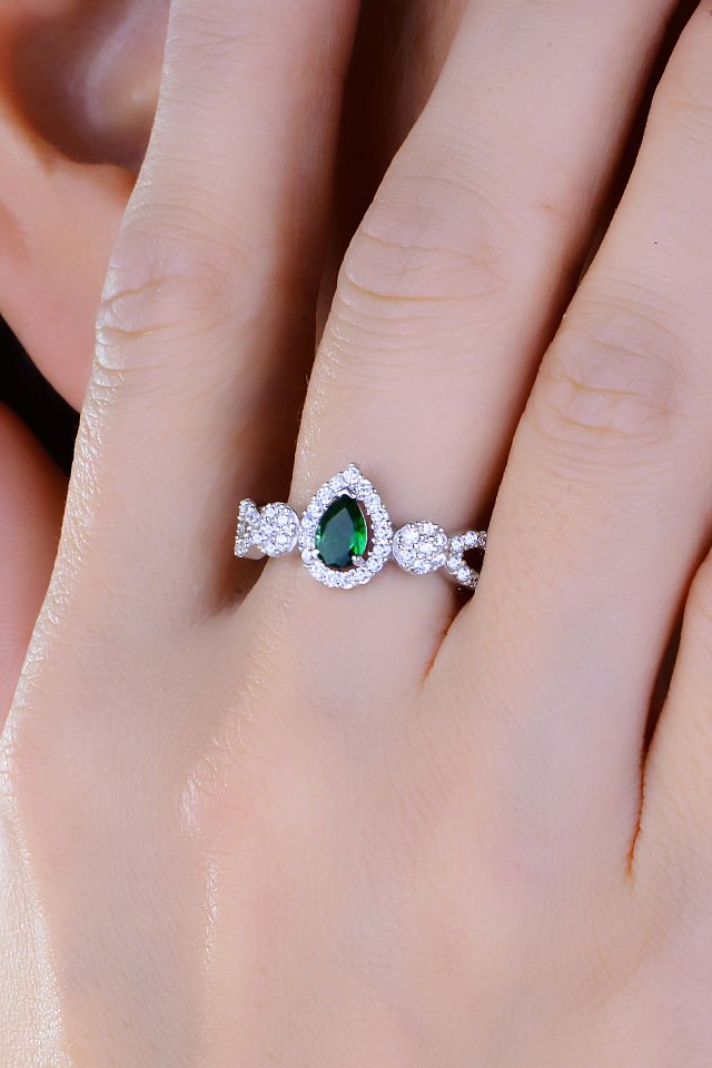 BARIŞ TAKI 925 Ayar Gümüş Yeşil Damla Taşlı Su Yolu Set