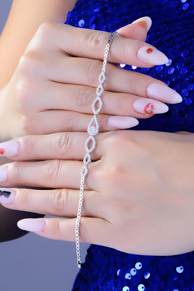 BARIŞ TAKI 925 Ayar Gümüş Damla Salkım Pırlanta Montör Su Yolu Set