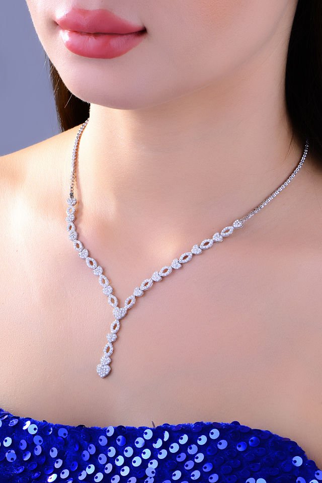 925 Ayar Gümüş Kalp Salkım Pırlanta Montör Su Yolu Set