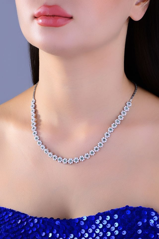 BARIŞ TAKI 925 Ayar Gümüş Yeşil Papatya Salkım Pırlanta Montör Su Yolu Set