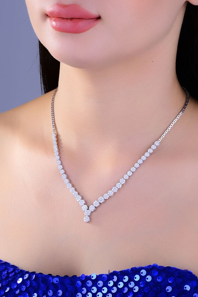 BARIŞ TAKI 925 Ayar Gümüş V Model Pırlanta Su Yolu Set