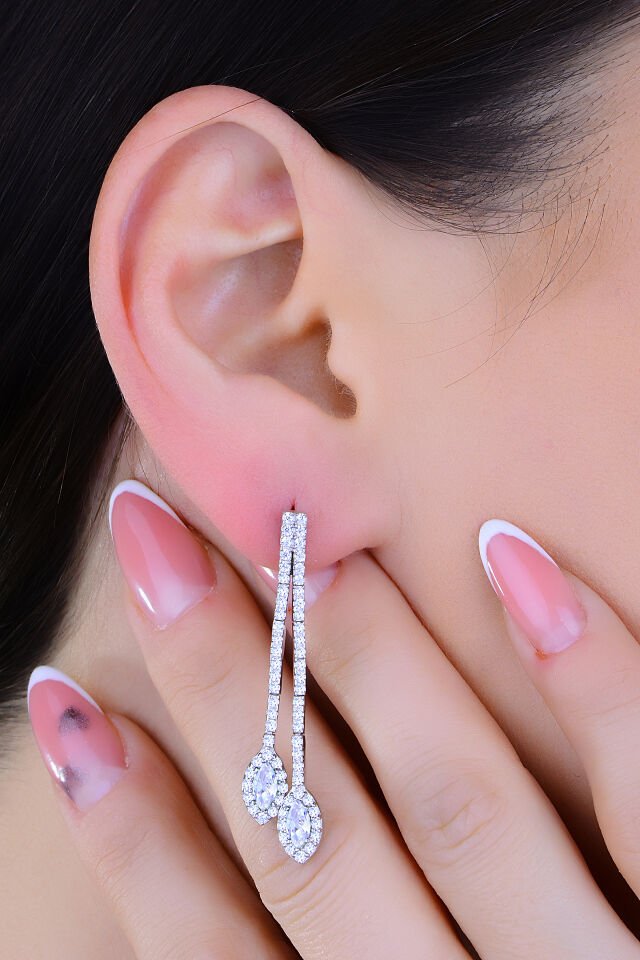 BARIŞ TAKI 925 Ayar Gümüş 3 Sıra Salkım Mekik Taşlı Su Yolu Set