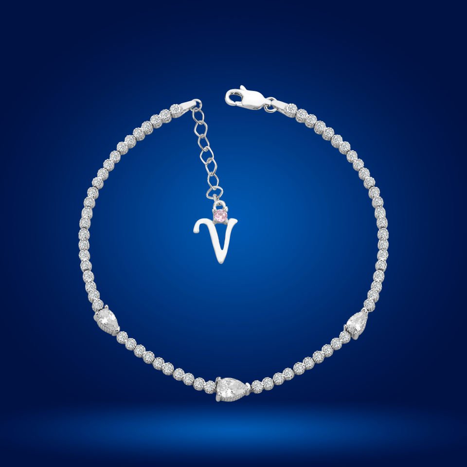 925 Ayar Gümüş Damla Taşlı Zincir Harfli Su Yolu Bileklik V