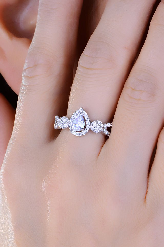 BARIŞ TAKI 925 Ayar Gümüş Damla Taşlı Su Yolu Set