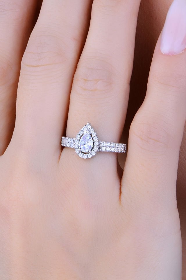 BARIŞ TAKI 925 Ayar Gümüş Damla Çift Salkım Su Yolu Set