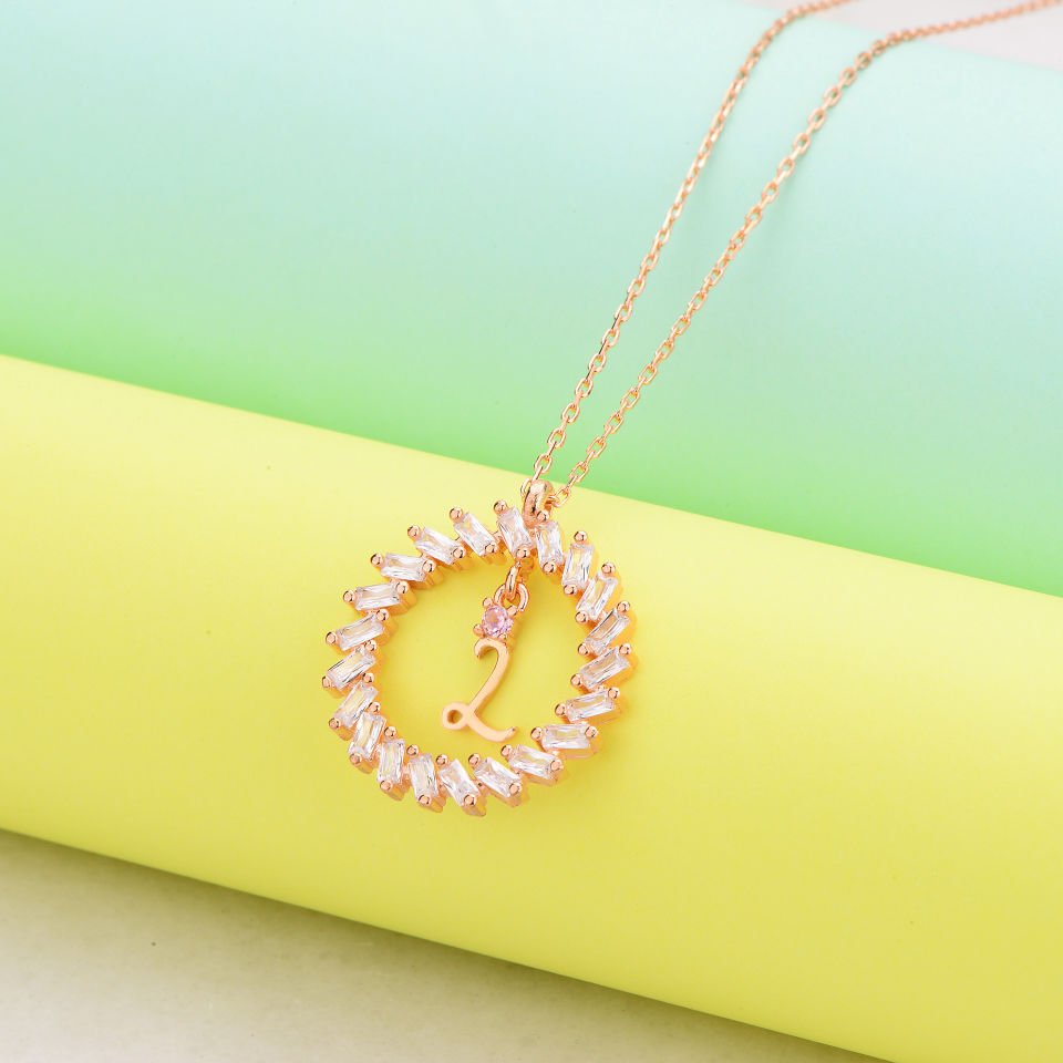 925 Ayar Gümüş Ful Taşlı Daire İçi Harfli Hayalet Kolye L