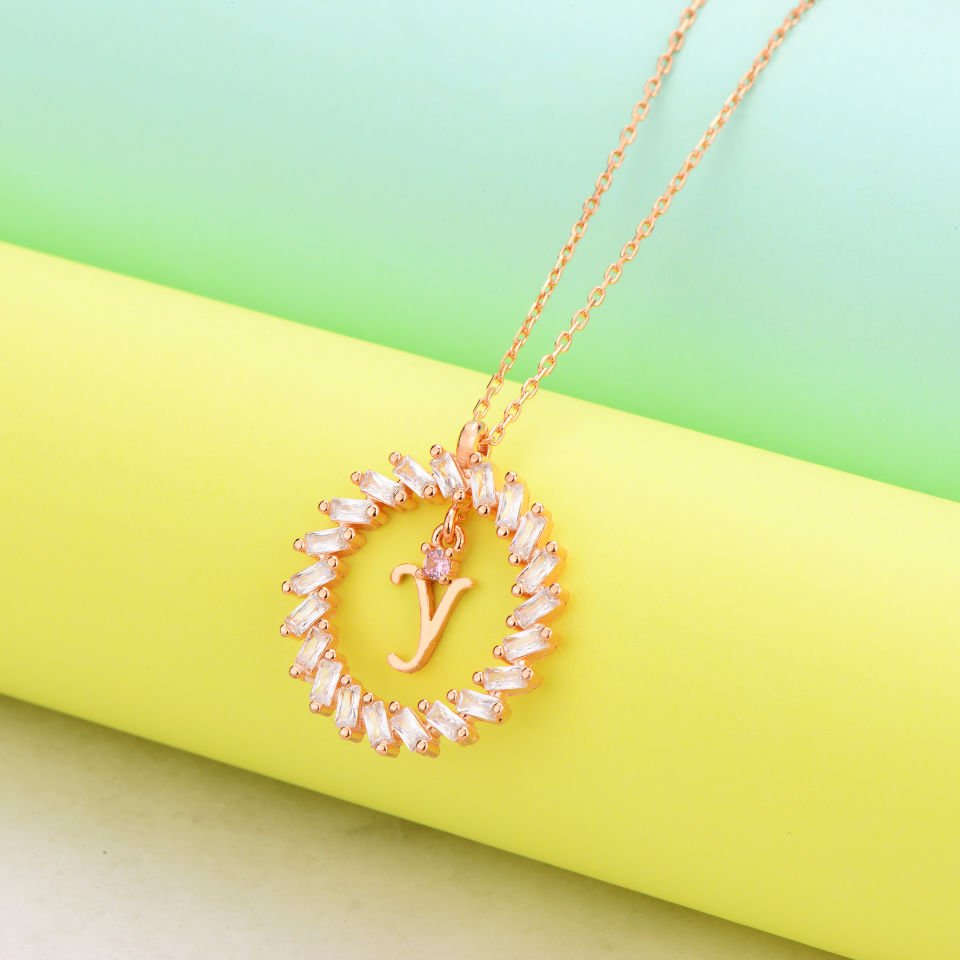 925 Ayar Gümüş Ful Taşlı Daire İçi Harfli Hayalet Kolye Y