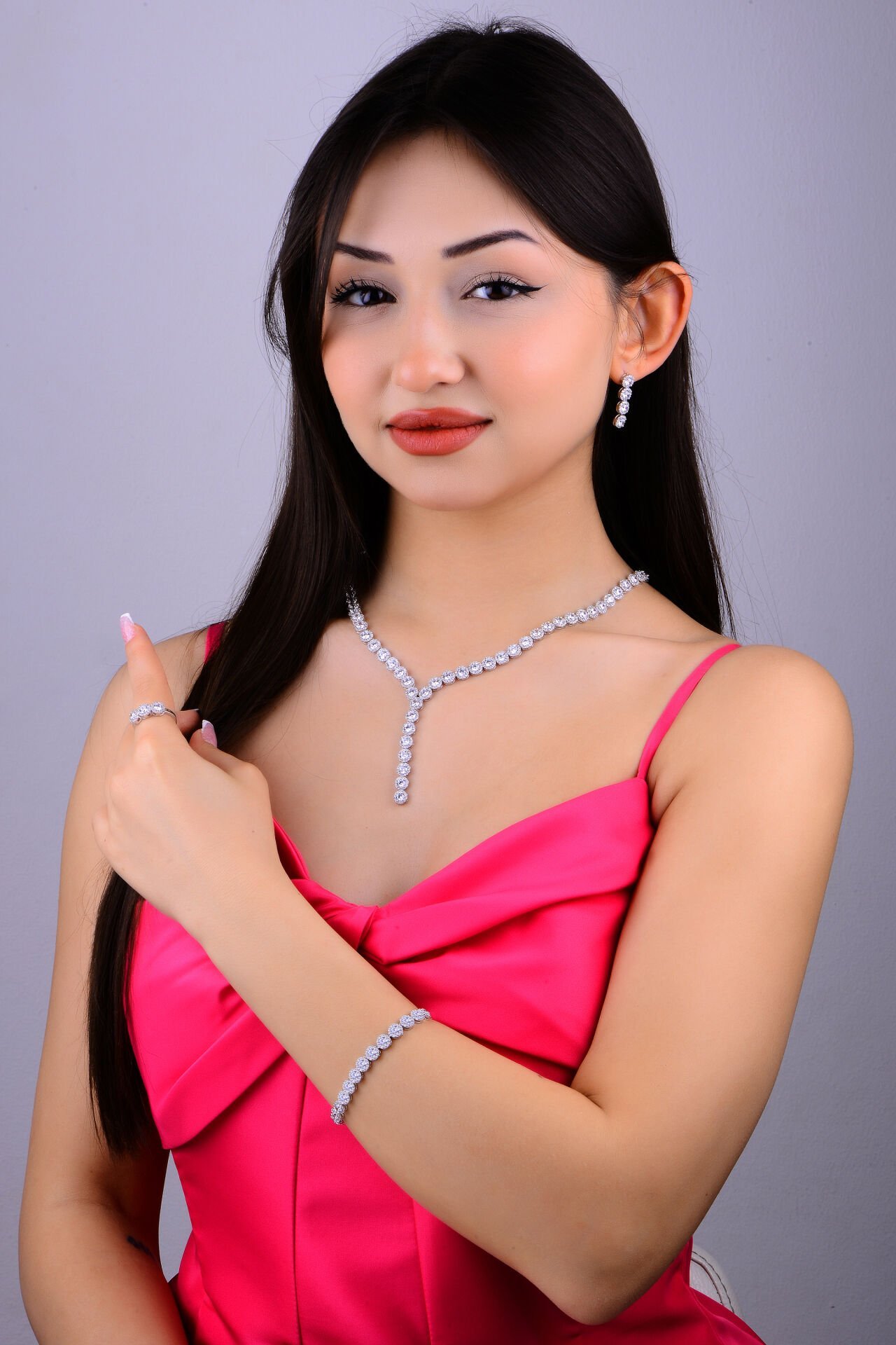 925 Ayar Gümüş 4 MM Pırlanta Taşlı Salkım Su Yolu Seti