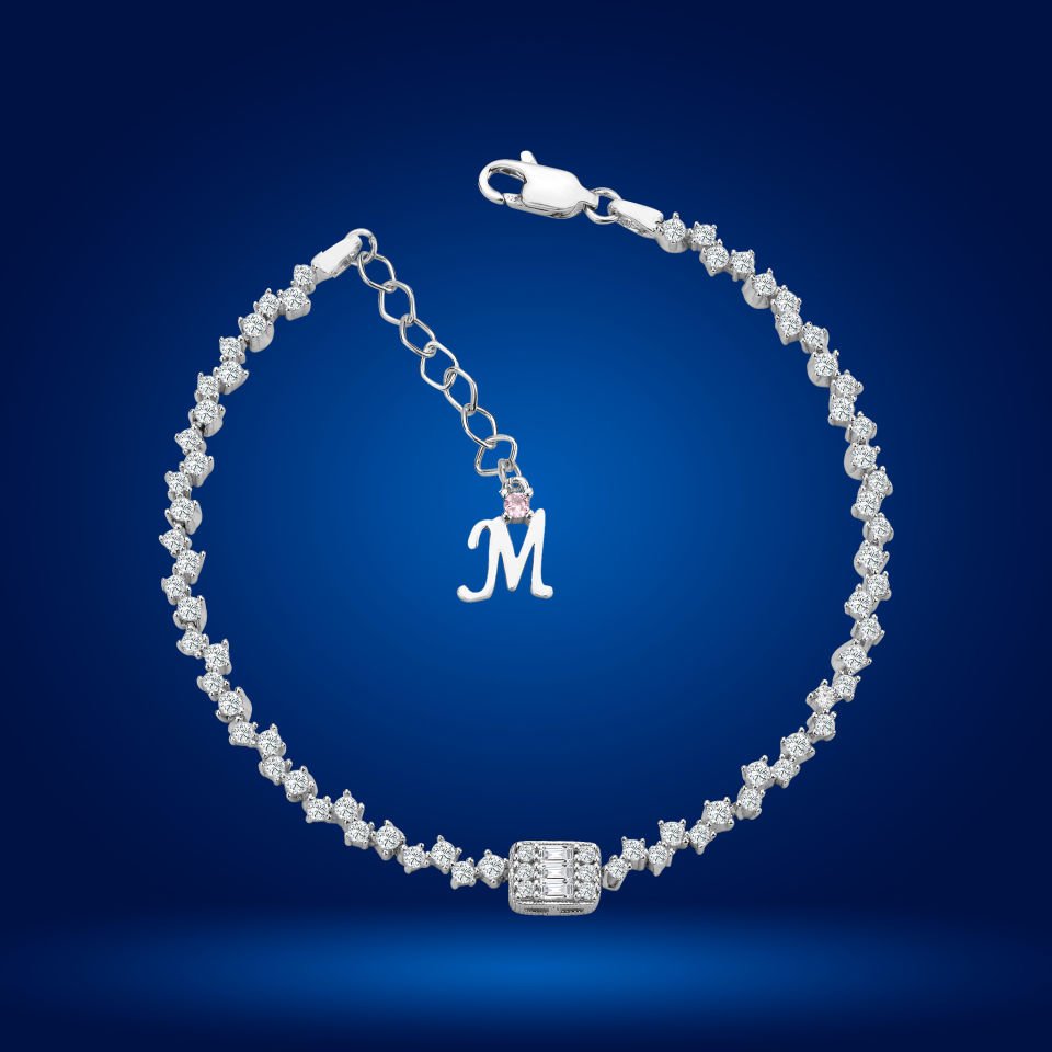 925 Ayar Gümüş Baget Taşlı Zincir Harfli Su Yolu Bileklik M