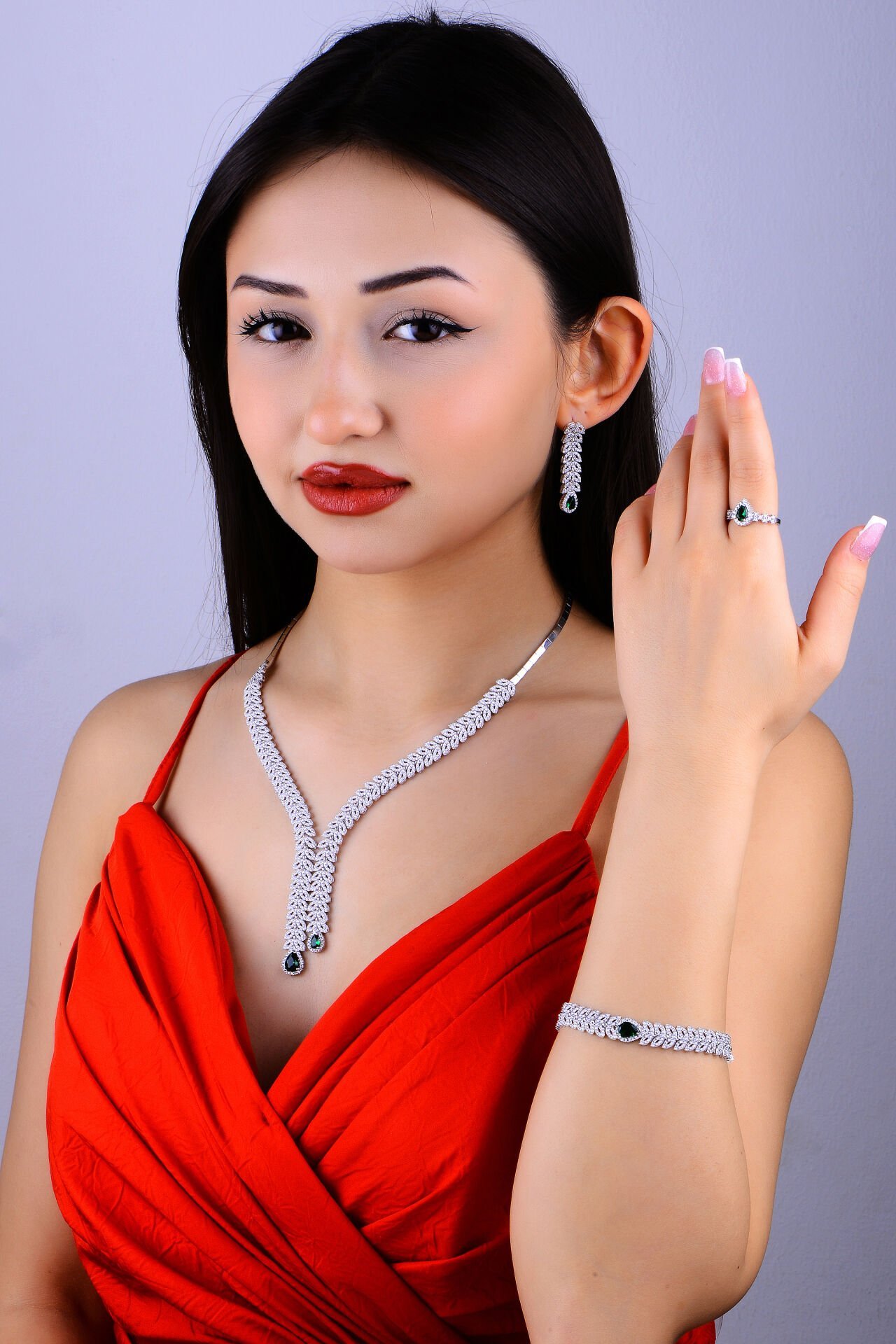 925 Ayar Gümüş Balık Model Damla Taşlı Su Yolu Set