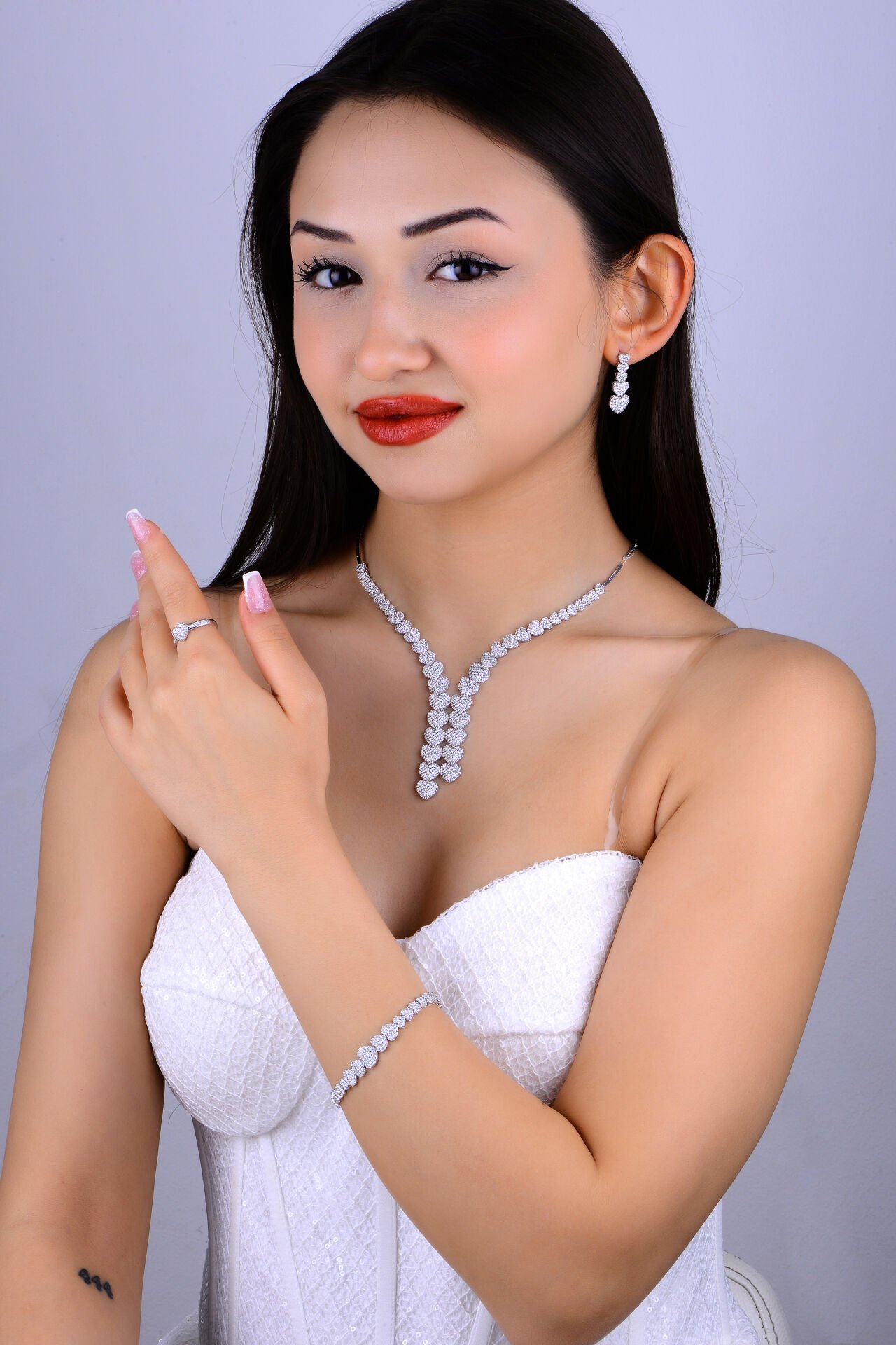 925 Ayar Gümüş Pırlanta Montür Kalpli Zarif Çift Salkım Su Yolu Set